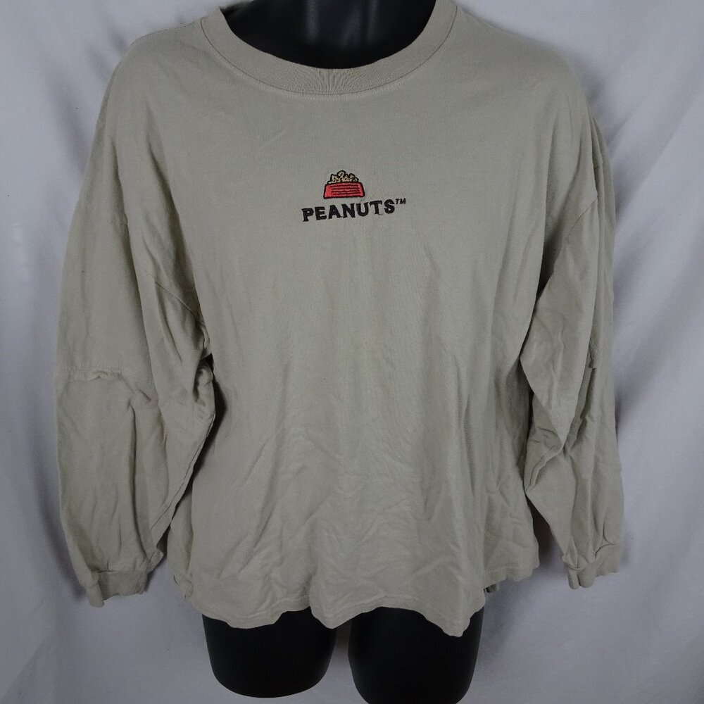 Peanuts Snoopy & Charlie Brown Munch Time Shirt Size L